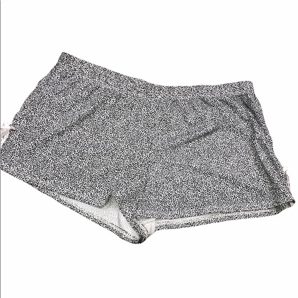 None Other - Small cozy leopard print silky night lounge shorts